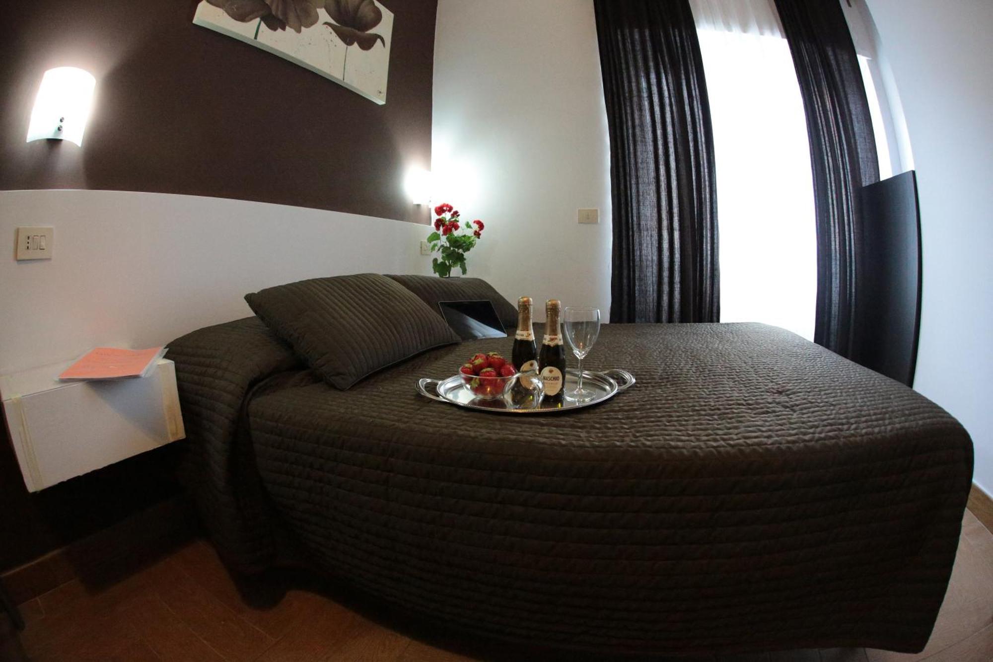 Residence Morena Rzym Zewnętrze zdjęcie